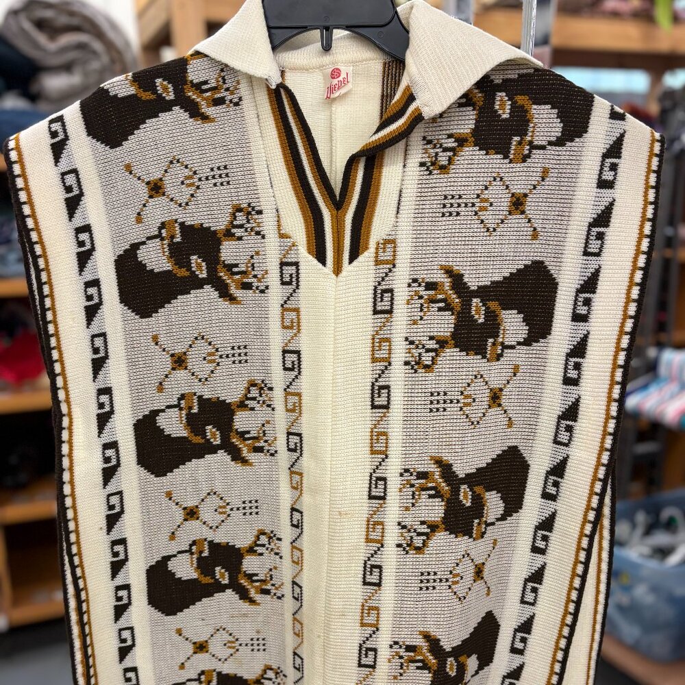 Vintage Cream/Mustard Reindeer Deer Stag Cabin Poncho